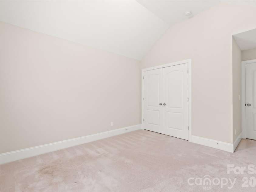 4606 Pebble Run Drive, Matthews, NC 28105.  MLS# CAR4387948, YatesRealty ID 30070. 