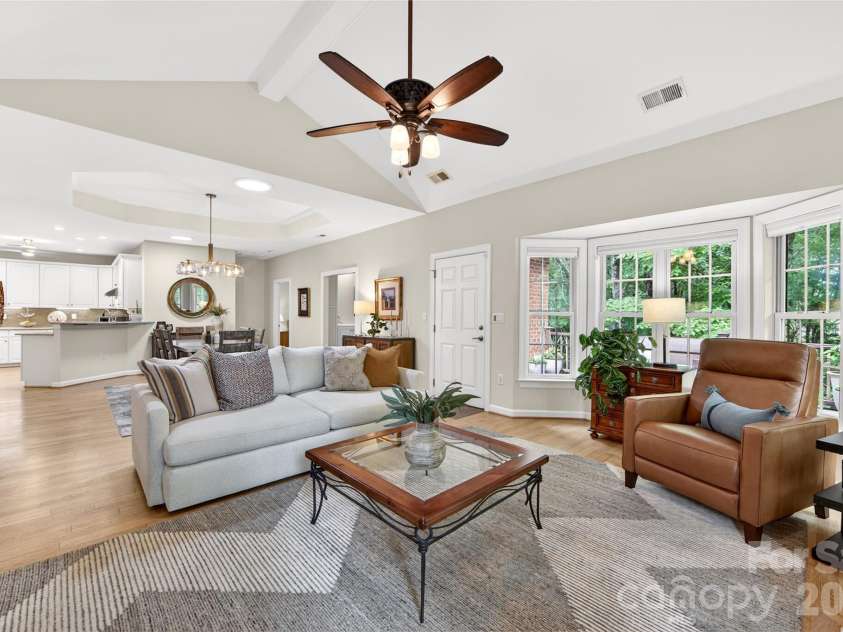 8847 Grand Oak Drive, Charlotte, NC 28277.  MLS# CAR4386922, YatesRealty ID 30071. 