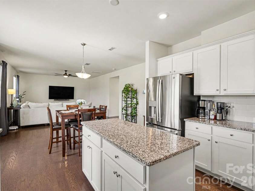 1512 Felthorpe Way, Indian Trail, NC 28079.  MLS# CAR4392462, YatesRealty ID 30072. 