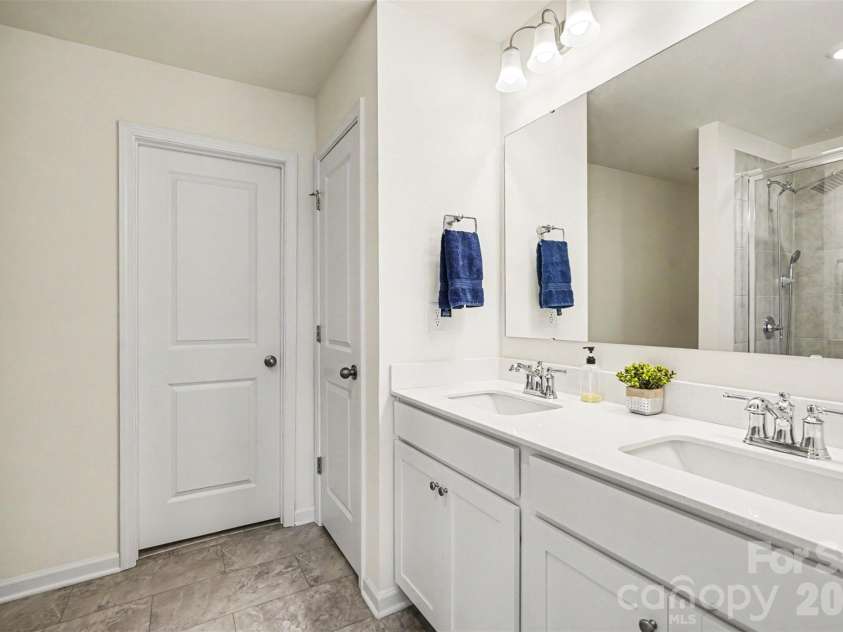 1512 Felthorpe Way, Indian Trail, NC 28079.  MLS# CAR4392462, YatesRealty ID 30072. 