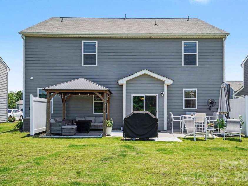 1512 Felthorpe Way, Indian Trail, NC 28079.  MLS# CAR4392462, YatesRealty ID 30072. 