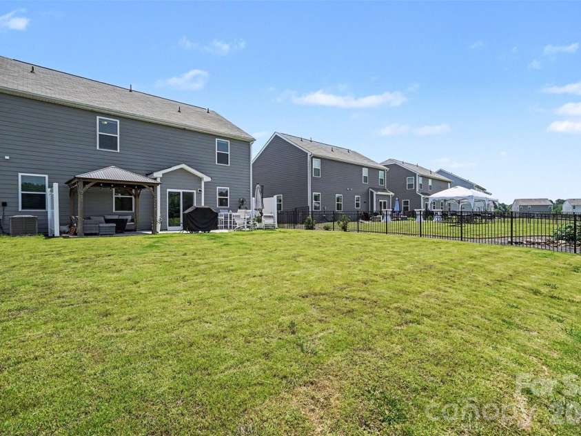 1512 Felthorpe Way, Indian Trail, NC 28079.  MLS# CAR4392462, YatesRealty ID 30072. 