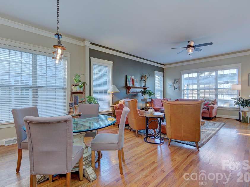14619 Holly Springs Drive, Huntersville, NC 28078.  MLS# CAR4345807, YatesRealty ID 30073. Open floor plan