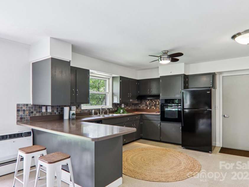 324 Old Leicester Highway, Asheville, NC 28806.  MLS# CAR4223880, YatesRealty ID 30073. Updated Kitchen