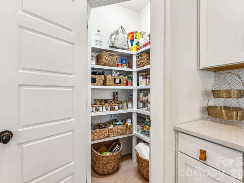 1306 Therns Ferry Drive, Fort Mill, SC 29708.  MLS# CAR4368203, YatesRealty ID 30074. 