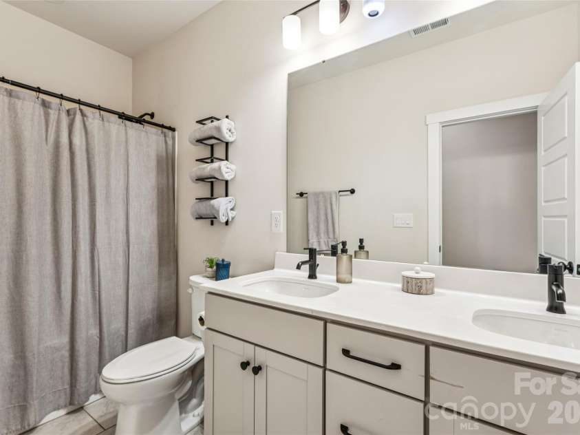 1306 Therns Ferry Drive, Fort Mill, SC 29708.  MLS# CAR4368203, YatesRealty ID 30074. 