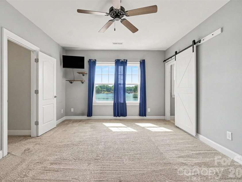 20718 Eastpoint Drive, Cornelius, NC 28031.  MLS# CAR4384820, YatesRealty ID 30075. 