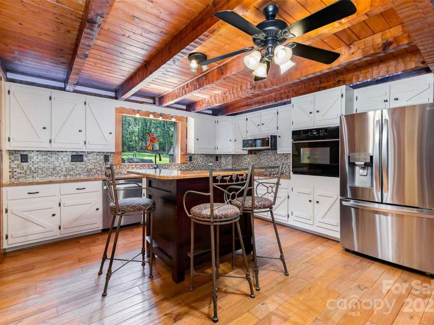 2709 Blythe Road, Waxhaw, NC 28173.  MLS# CAR4264770, YatesRealty ID 30075. Beautiful picturesque window overlooking  this massive backyard.