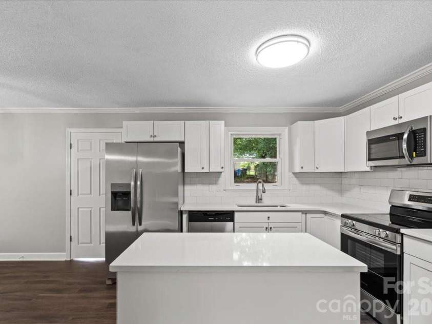 3509 Greg Drive, Gastonia, NC 28052.  MLS# CAR4392639, YatesRealty ID 30076. 