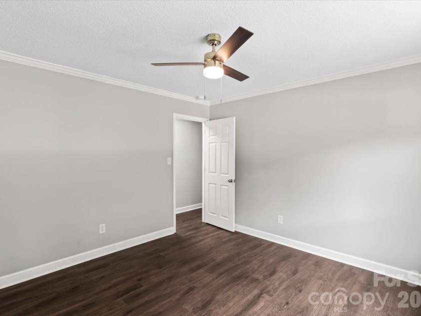 3509 Greg Drive, Gastonia, NC 28052.  MLS# CAR4392639, YatesRealty ID 30076. 