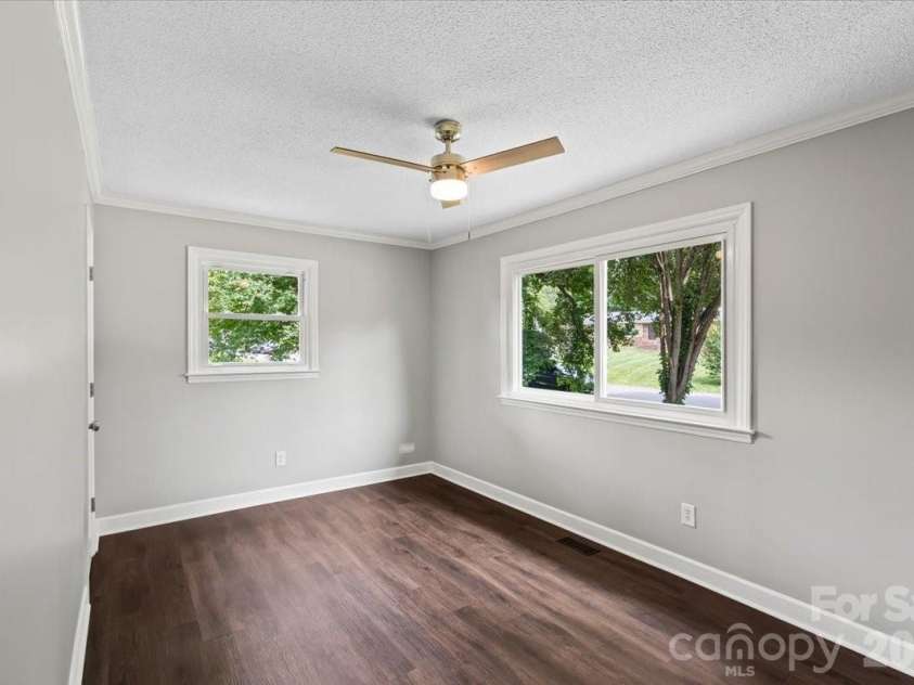 3509 Greg Drive, Gastonia, NC 28052.  MLS# CAR4392639, YatesRealty ID 30076. 