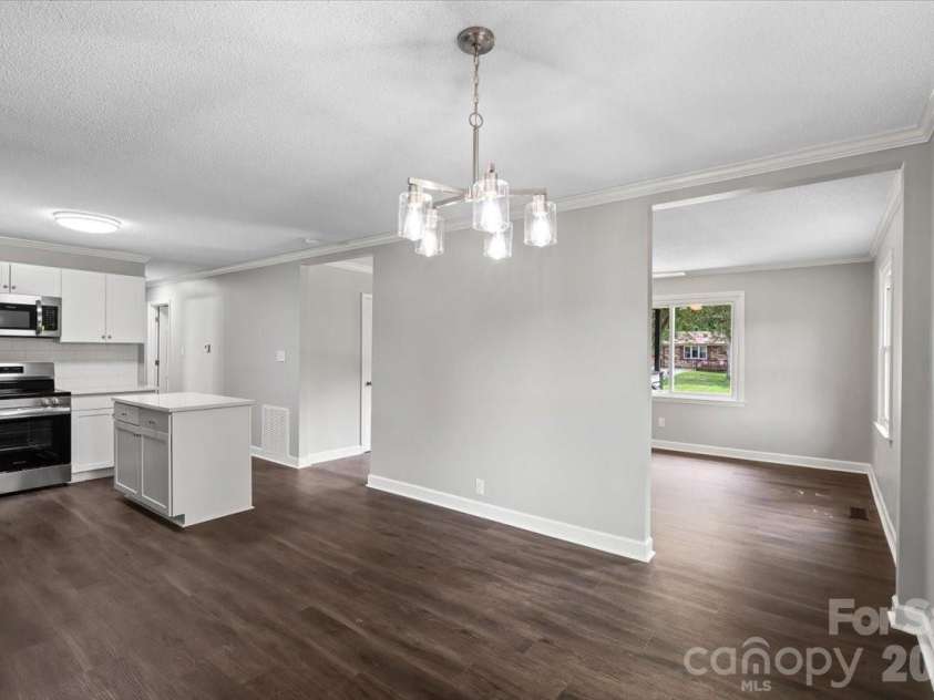 3509 Greg Drive, Gastonia, NC 28052.  MLS# CAR4392639, YatesRealty ID 30076. 