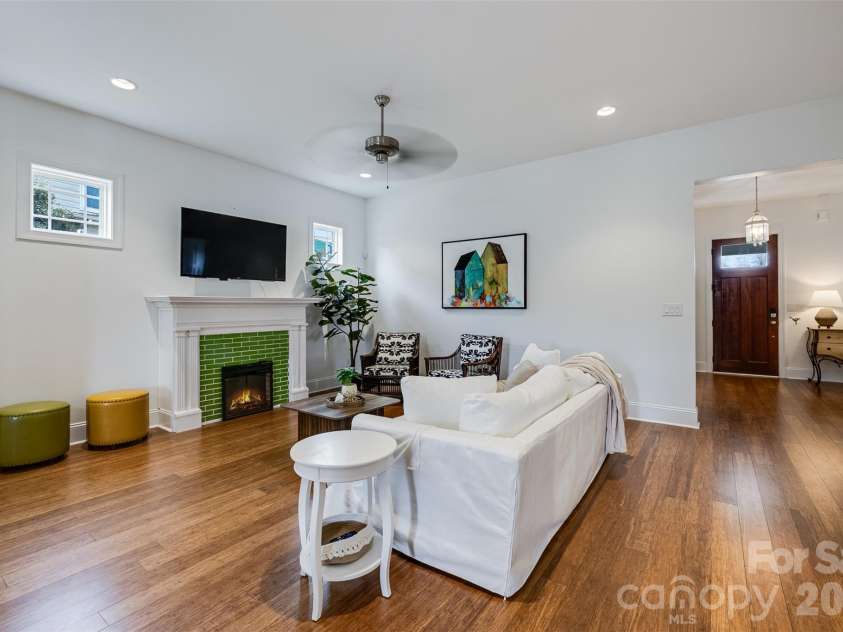 104 Meyers Ridge Road, Cramerton, NC 28032.  MLS# CAR4361157, YatesRealty ID 30078. 