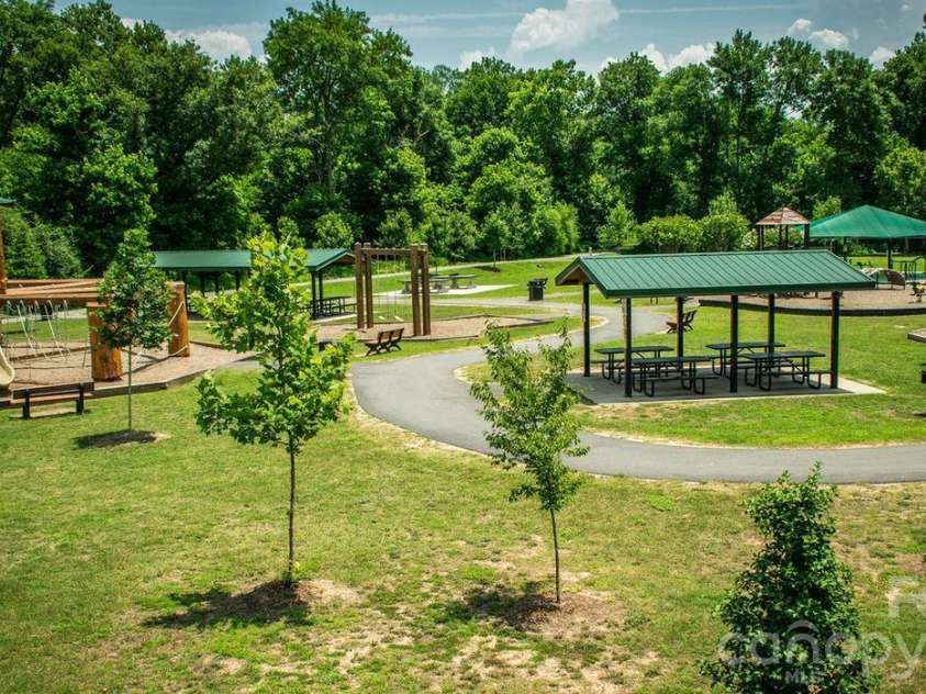 104 Meyers Ridge Road, Cramerton, NC 28032.  MLS# CAR4361157, YatesRealty ID 30078. 