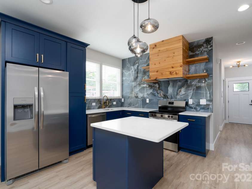 304 Cabarrus Avenue, Concord, NC 28025.  MLS# CAR4263240, YatesRealty ID 30078. 