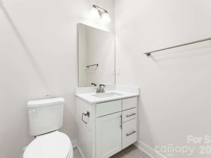 1049 Simcoe Lane, Charlotte, NC 28217.  MLS# CAR4387071, YatesRealty ID 30079. Full Bathroom Lower Level