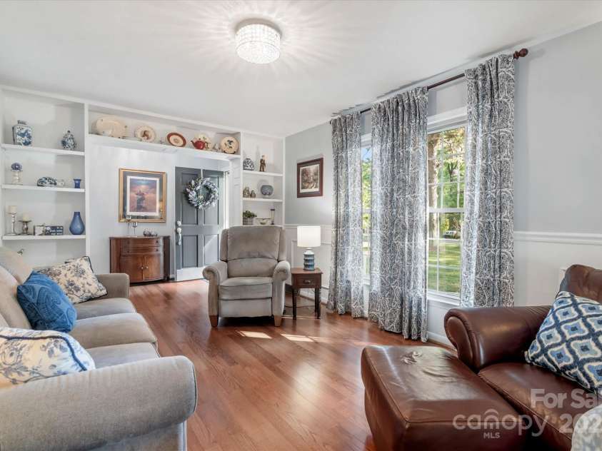 1845 Matthews Drive, Rock Hill, SC 29732.  MLS# CAR4283660, YatesRealty ID 30079. 