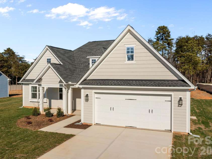 113 Brooke Forest Court, Mooresville, NC 28115.  MLS# CAR4338085, YatesRealty ID 3008. 