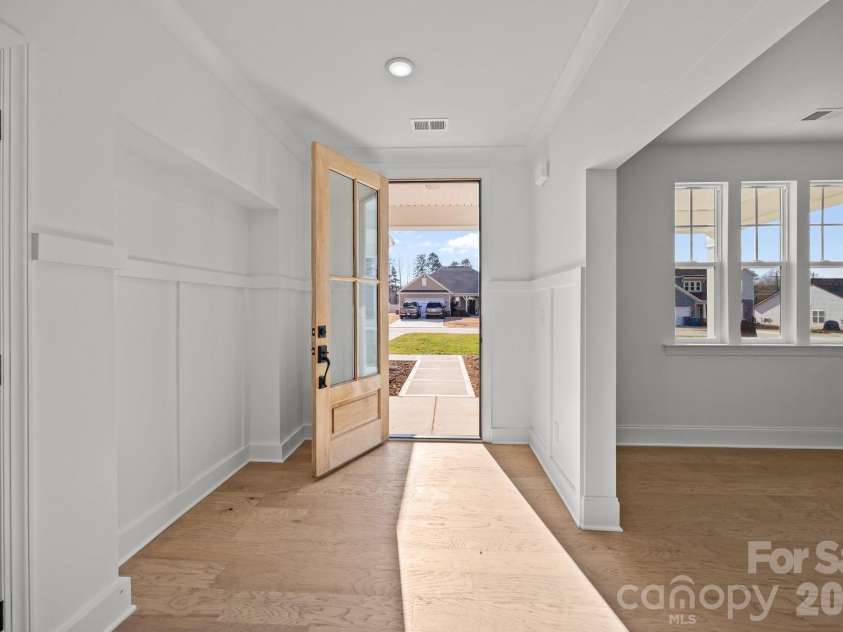 113 Brooke Forest Court, Mooresville, NC 28115.  MLS# CAR4338085, YatesRealty ID 3008. 