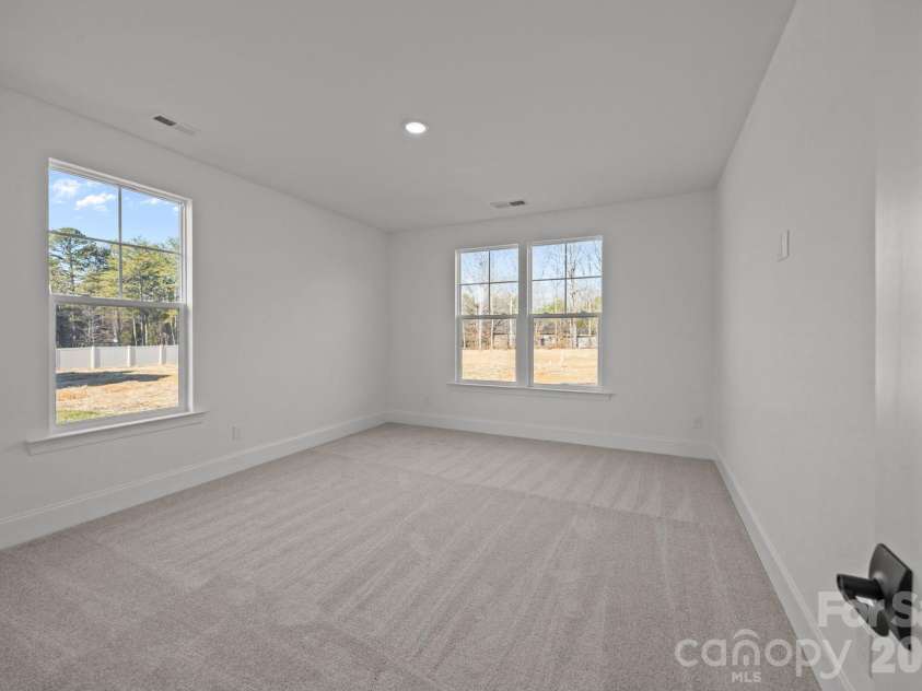 113 Brooke Forest Court, Mooresville, NC 28115.  MLS# CAR4338085, YatesRealty ID 3008. 