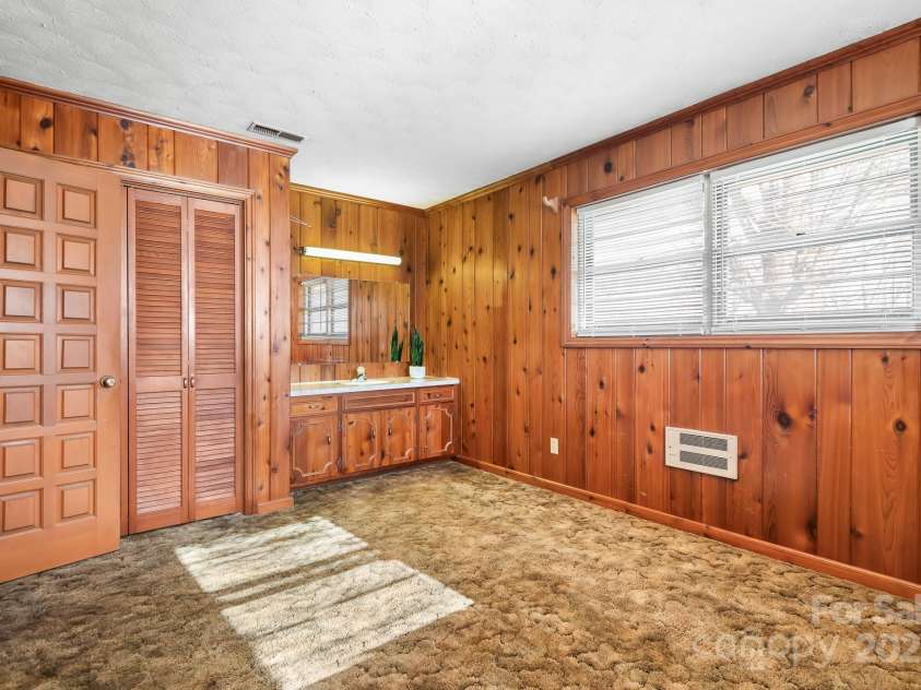 3087 NC Hwy 150 Highway, Lincolnton, NC 28092.  MLS# CAR4223331, YatesRealty ID 3008. 