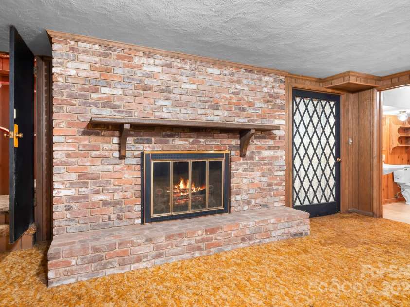 3087 NC Hwy 150 Highway, Lincolnton, NC 28092.  MLS# CAR4223331, YatesRealty ID 3008. 