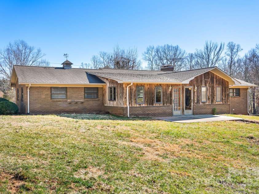 3087 NC Hwy 150 Highway, Lincolnton, NC 28092.  MLS# CAR4223331, YatesRealty ID 3008. 