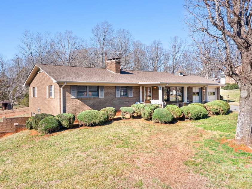 3087 NC Hwy 150 Highway, Lincolnton, NC 28092.  MLS# CAR4223331, YatesRealty ID 3008. 