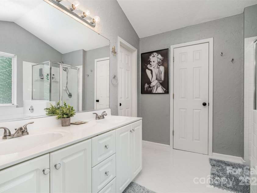 108 Shade Tree Circle, Fort Mill, SC 29715.  MLS# CAR4268600, YatesRealty ID 30080. 