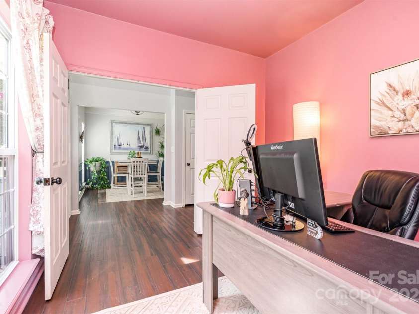 108 Shade Tree Circle, Fort Mill, SC 29715.  MLS# CAR4268600, YatesRealty ID 30080. Work from home is your dedicated space
