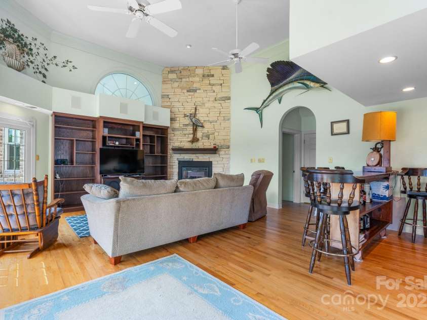 3541 Blankenship Drive, Morganton, NC 28655.  MLS# CAR4266692, YatesRealty ID 30081. 