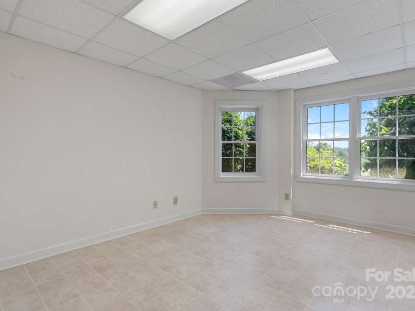 3541 Blankenship Drive, Morganton, NC 28655.  MLS# CAR4266692, YatesRealty ID 30081. 