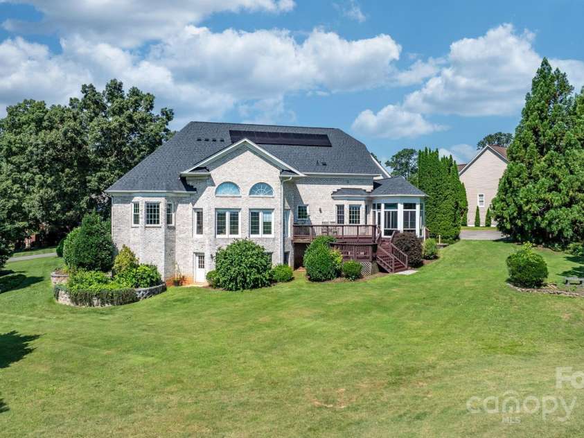 3541 Blankenship Drive, Morganton, NC 28655.  MLS# CAR4266692, YatesRealty ID 30081. 