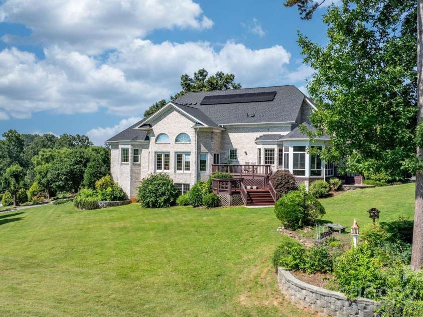 3541 Blankenship Drive, Morganton, NC 28655.  MLS# CAR4266692, YatesRealty ID 30081. 