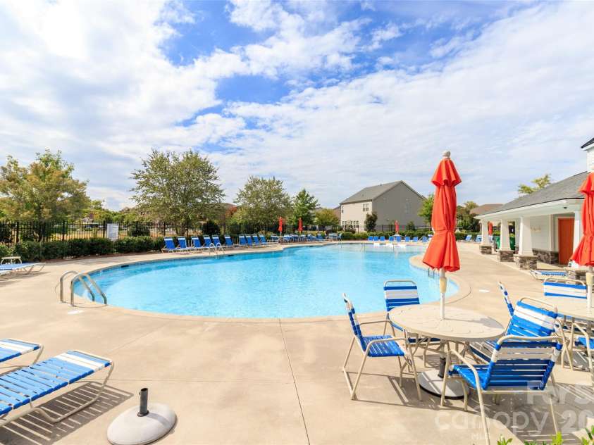 4314 Collingham Drive, Charlotte, NC 28273.  MLS# CAR4389603, YatesRealty ID 30081. 