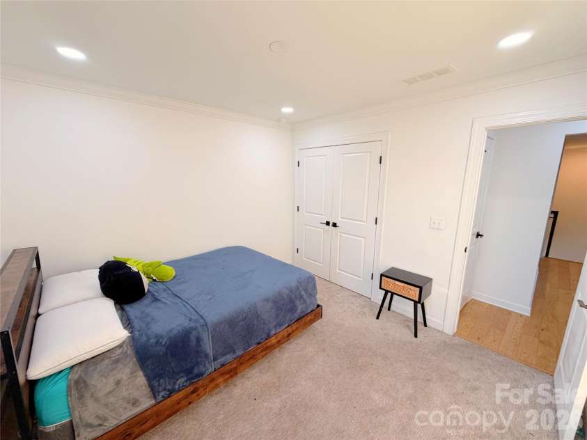 4314 Collingham Drive, Charlotte, NC 28273.  MLS# CAR4389603, YatesRealty ID 30081. Upper