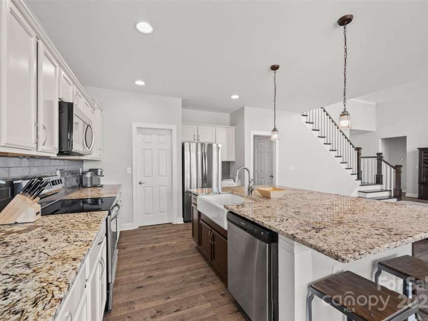 13701 Petworth Court, Charlotte, NC 28278.  MLS# CAR4226412, YatesRealty ID 30082. 