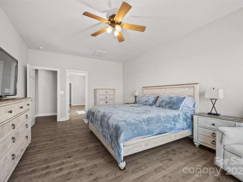 13701 Petworth Court, Charlotte, NC 28278.  MLS# CAR4226412, YatesRealty ID 30082. 