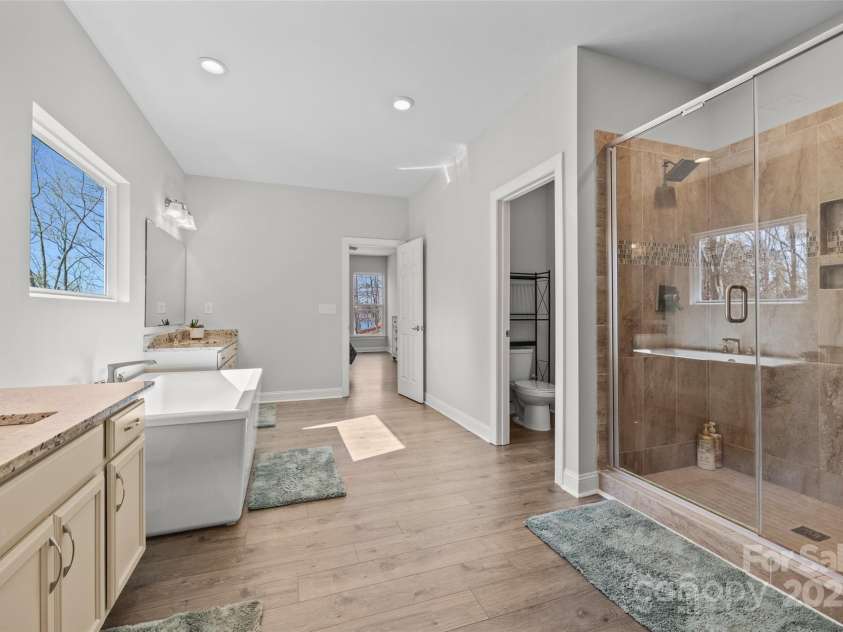 13701 Petworth Court, Charlotte, NC 28278.  MLS# CAR4226412, YatesRealty ID 30082. 