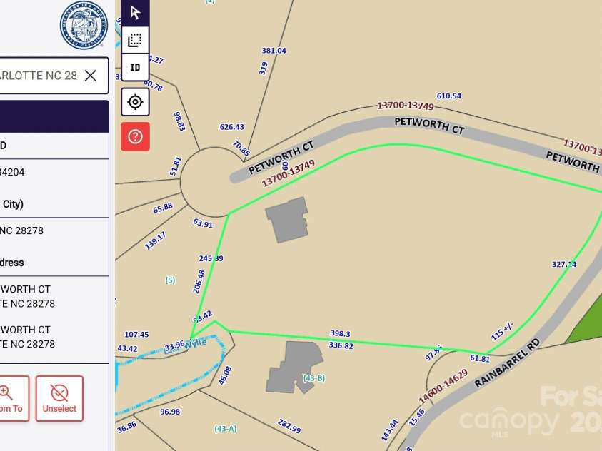 13701 Petworth Court, Charlotte, NC 28278.  MLS# CAR4226412, YatesRealty ID 30082. Lot Lines : 3 Acres