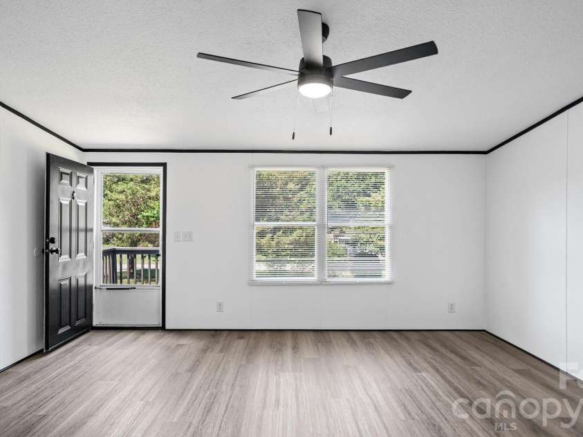 913 Grace Drive, Stanley, NC 28164.  MLS# CAR4392986, YatesRealty ID 30082. 