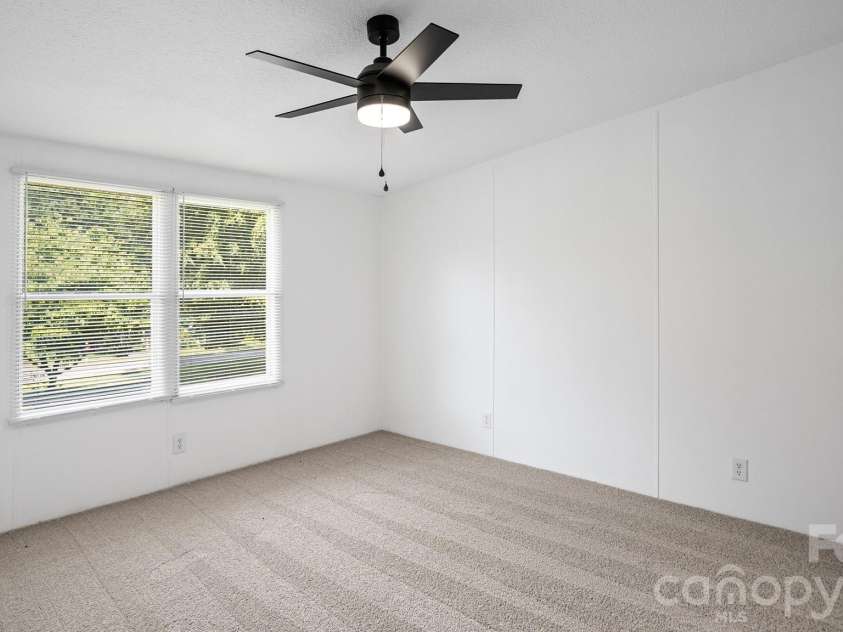 913 Grace Drive, Stanley, NC 28164.  MLS# CAR4392986, YatesRealty ID 30082. 