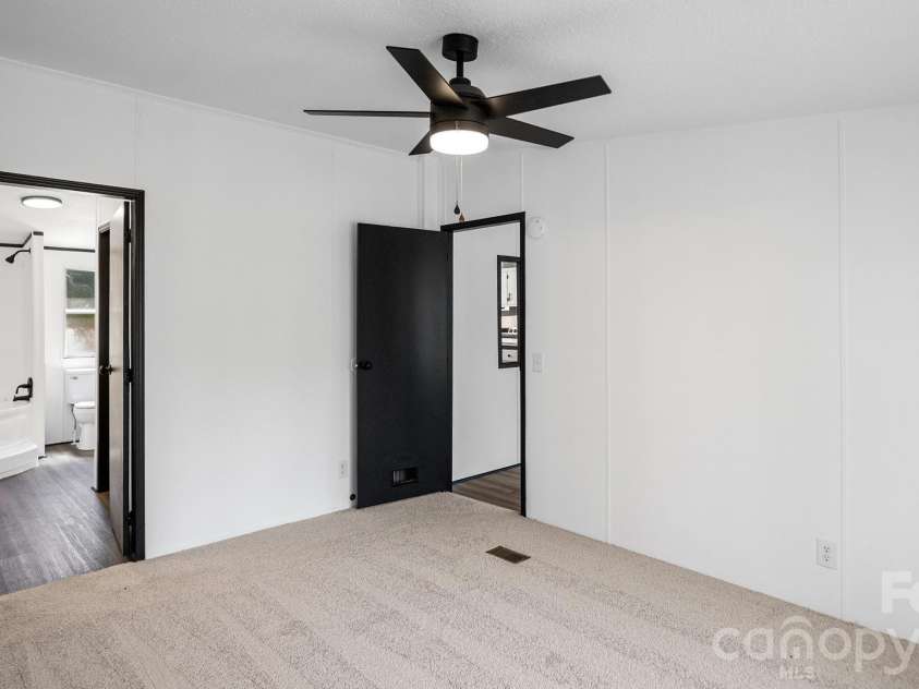 913 Grace Drive, Stanley, NC 28164.  MLS# CAR4392986, YatesRealty ID 30082. 