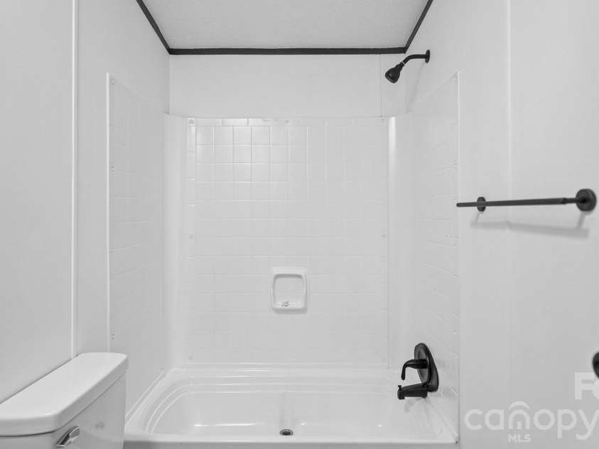 913 Grace Drive, Stanley, NC 28164.  MLS# CAR4392986, YatesRealty ID 30082. 
