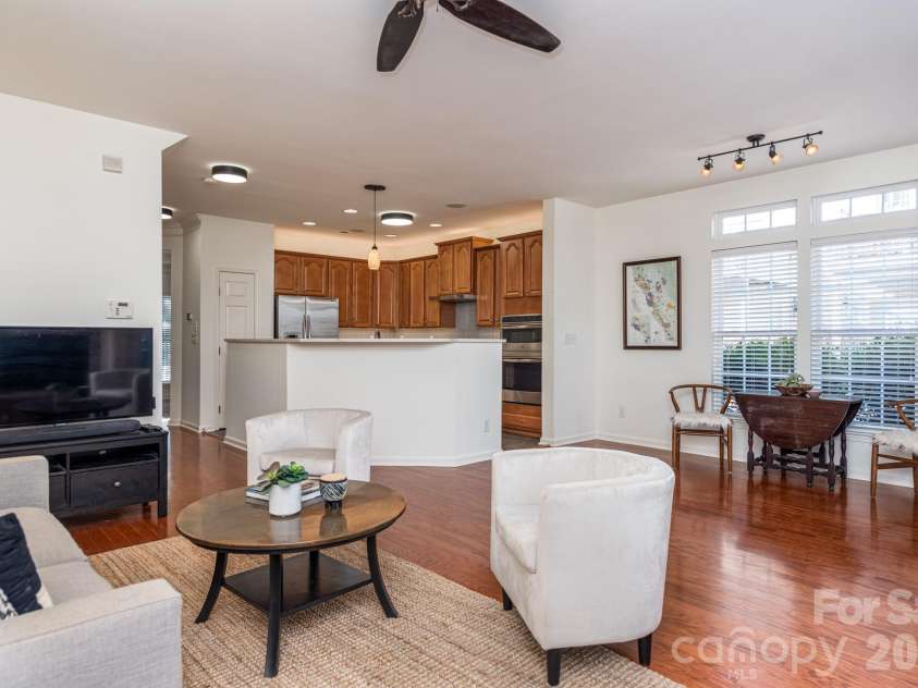 438 Magnolia Street, Davidson, NC 28036.  MLS# CAR4368147, YatesRealty ID 30083. 