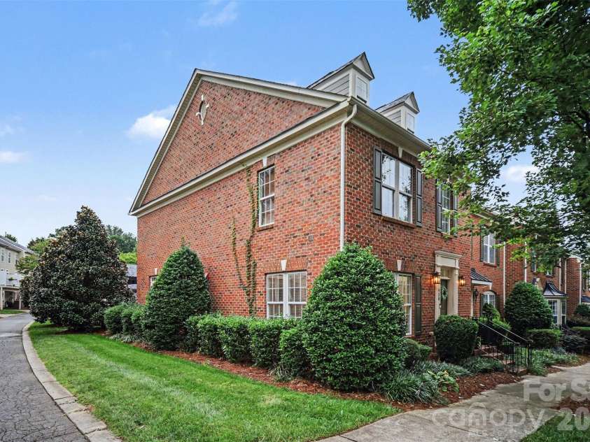 438 Magnolia Street, Davidson, NC 28036.  MLS# CAR4368147, YatesRealty ID 30083. End corner unit with privacy