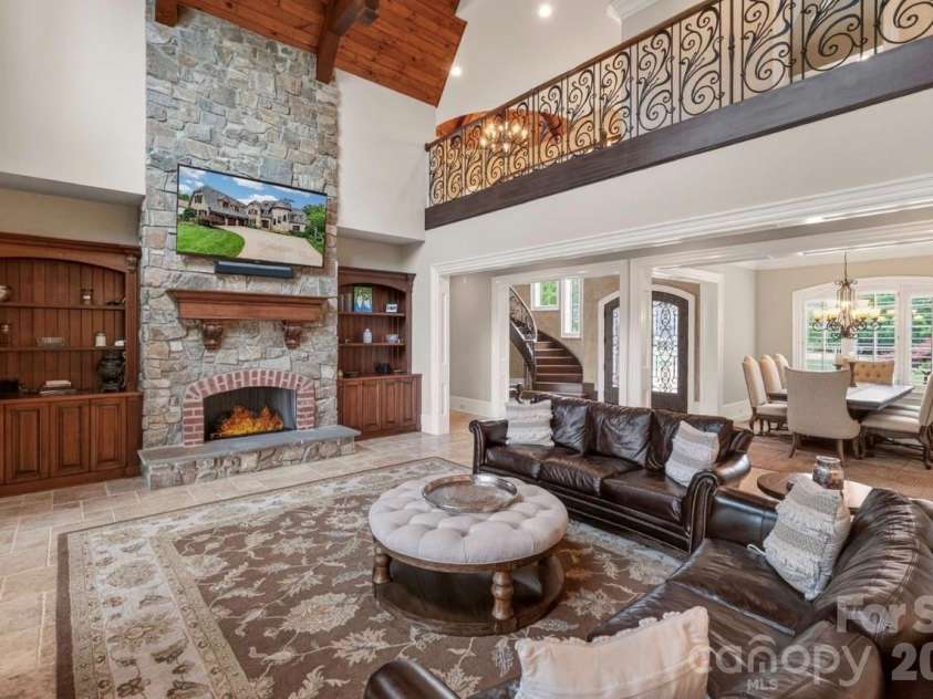 444 Bay Harbour Road, Mooresville, NC 28117.  MLS# CAR4387322, YatesRealty ID 30084. 