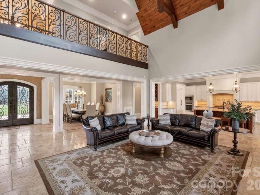 444 Bay Harbour Road, Mooresville, NC 28117.  MLS# CAR4387322, YatesRealty ID 30084. 