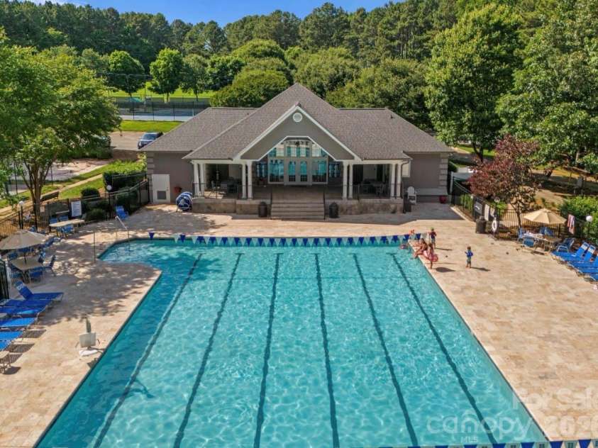 444 Bay Harbour Road, Mooresville, NC 28117.  MLS# CAR4387322, YatesRealty ID 30084. 