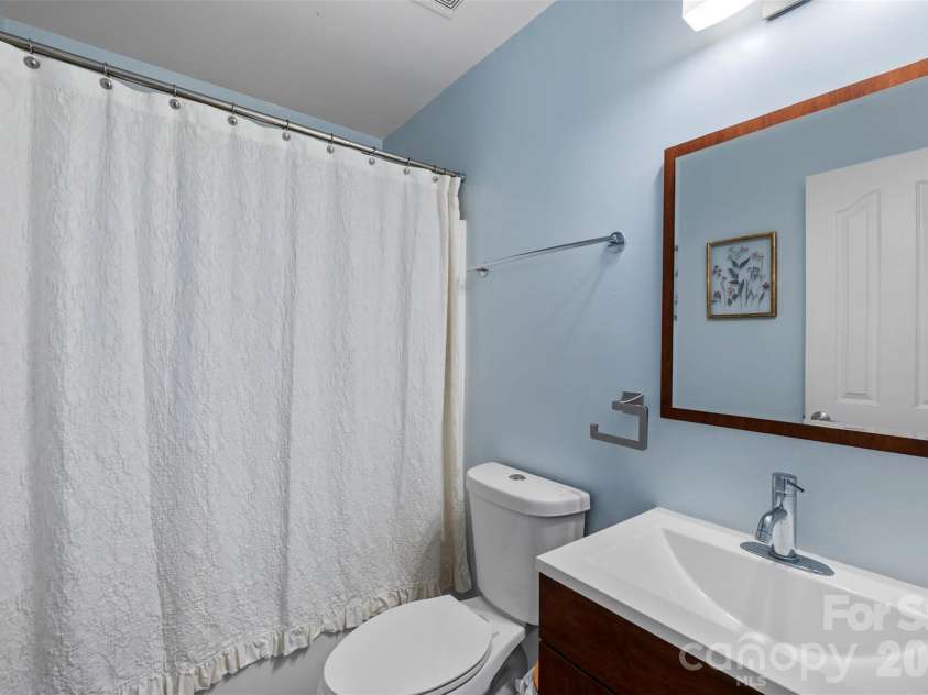 4313 Bubbling Brook Court, Charlotte, NC 28278.  MLS# CAR4391824, YatesRealty ID 30085. 